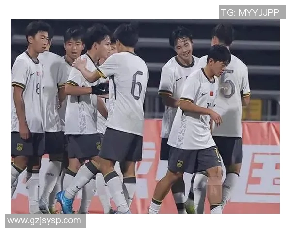 韩国媒体调侃日本足球明星表现引发两国球迷热议与争论